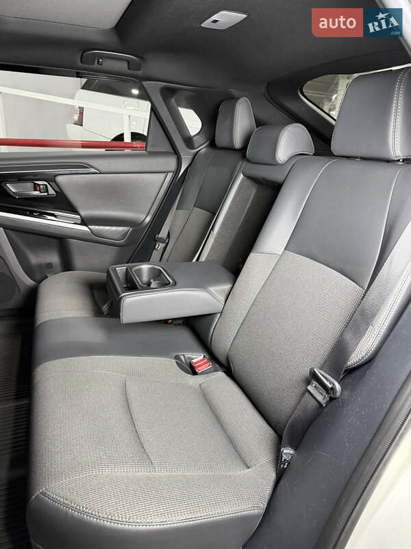 Внедорожник / Кроссовер Toyota bZ4X 2023 в Одессе