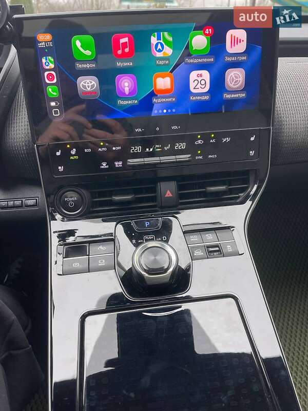 Внедорожник / Кроссовер Toyota bZ4X 2023 в Киеве фото 4 Внедорожник / Кроссовер Toyota bZ4X 2023 в Киеве