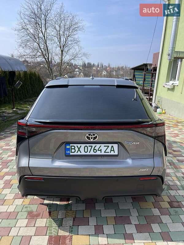 Внедорожник / Кроссовер Toyota bZ4X 2023 в Киеве фото 3 Внедорожник / Кроссовер Toyota bZ4X 2023 в Киеве