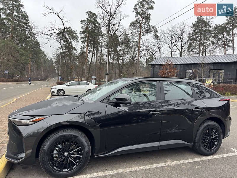 Toyota bZ4X 2022 Toyota bZ4X 2022