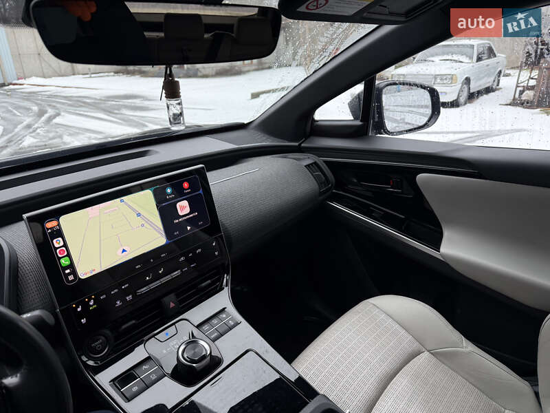 Внедорожник / Кроссовер Toyota bZ4X 2023 в Запорожье