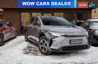 Внедорожник / Кроссовер Toyota bZ4X 2023 в Киеве