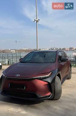 Внедорожник / Кроссовер Toyota bZ4X 2023 в Тернополе