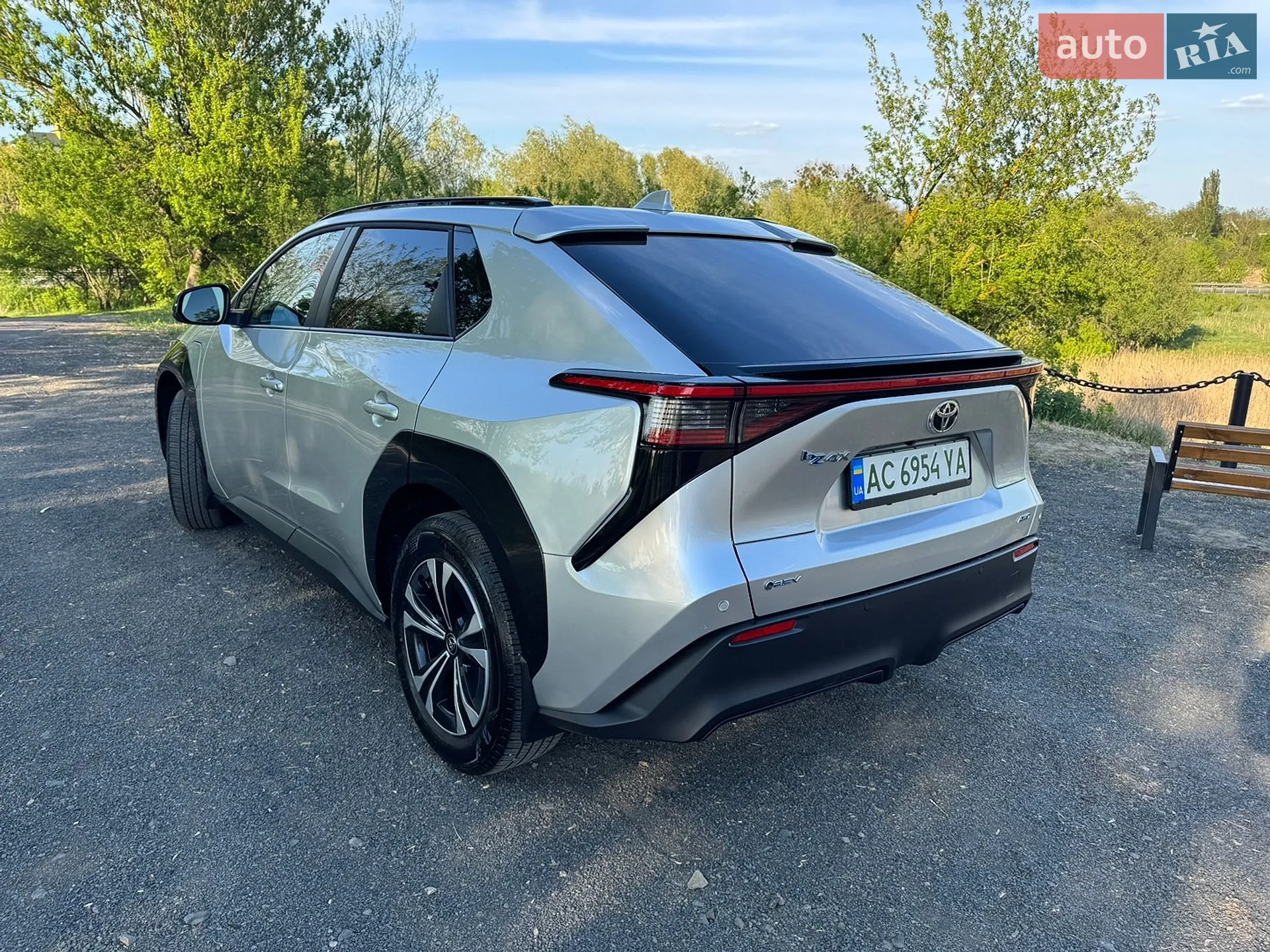 2024 Toyota bZ4X - мініатюра 5