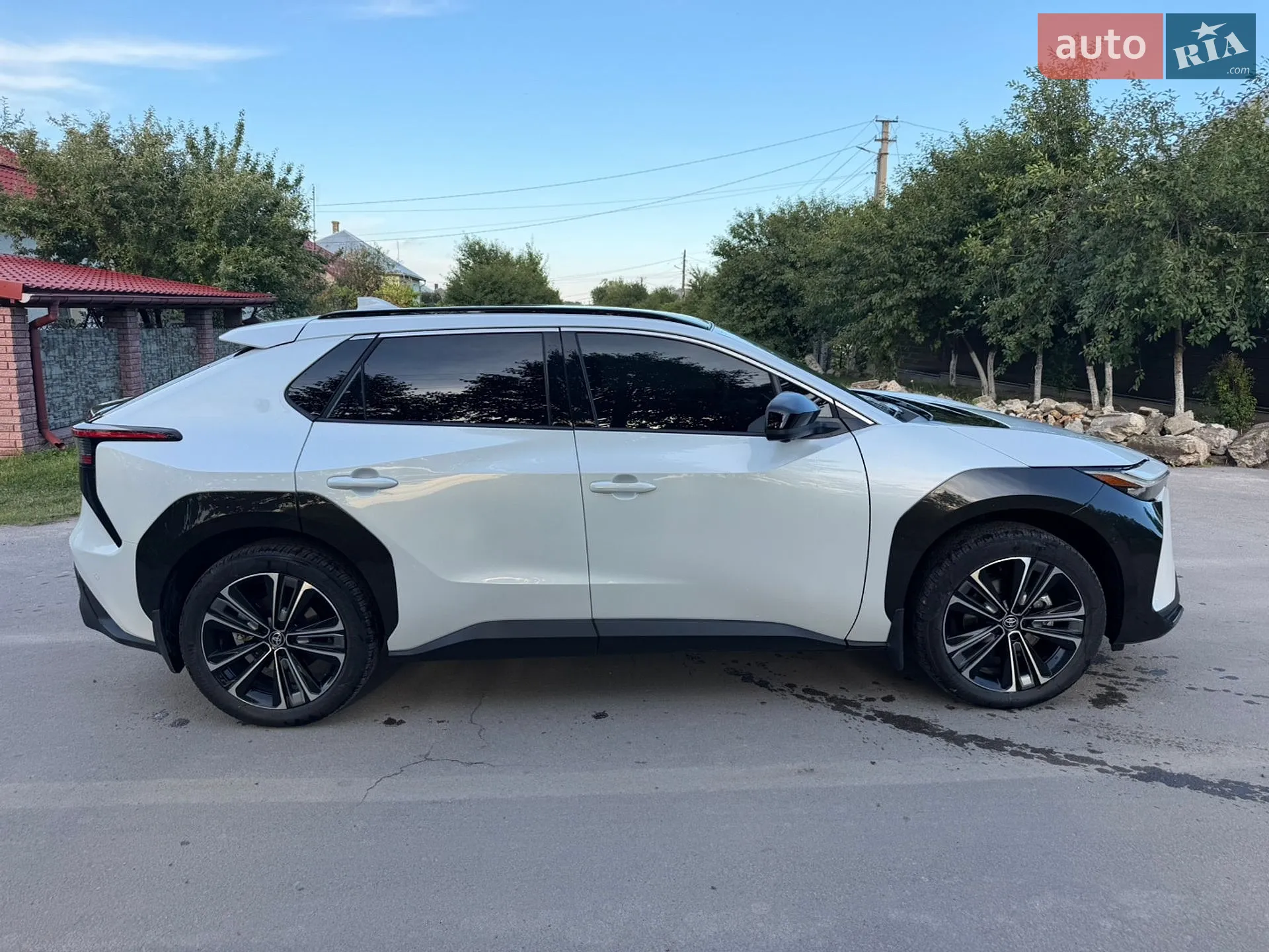 2024 Toyota bZ4X - мініатюра 5