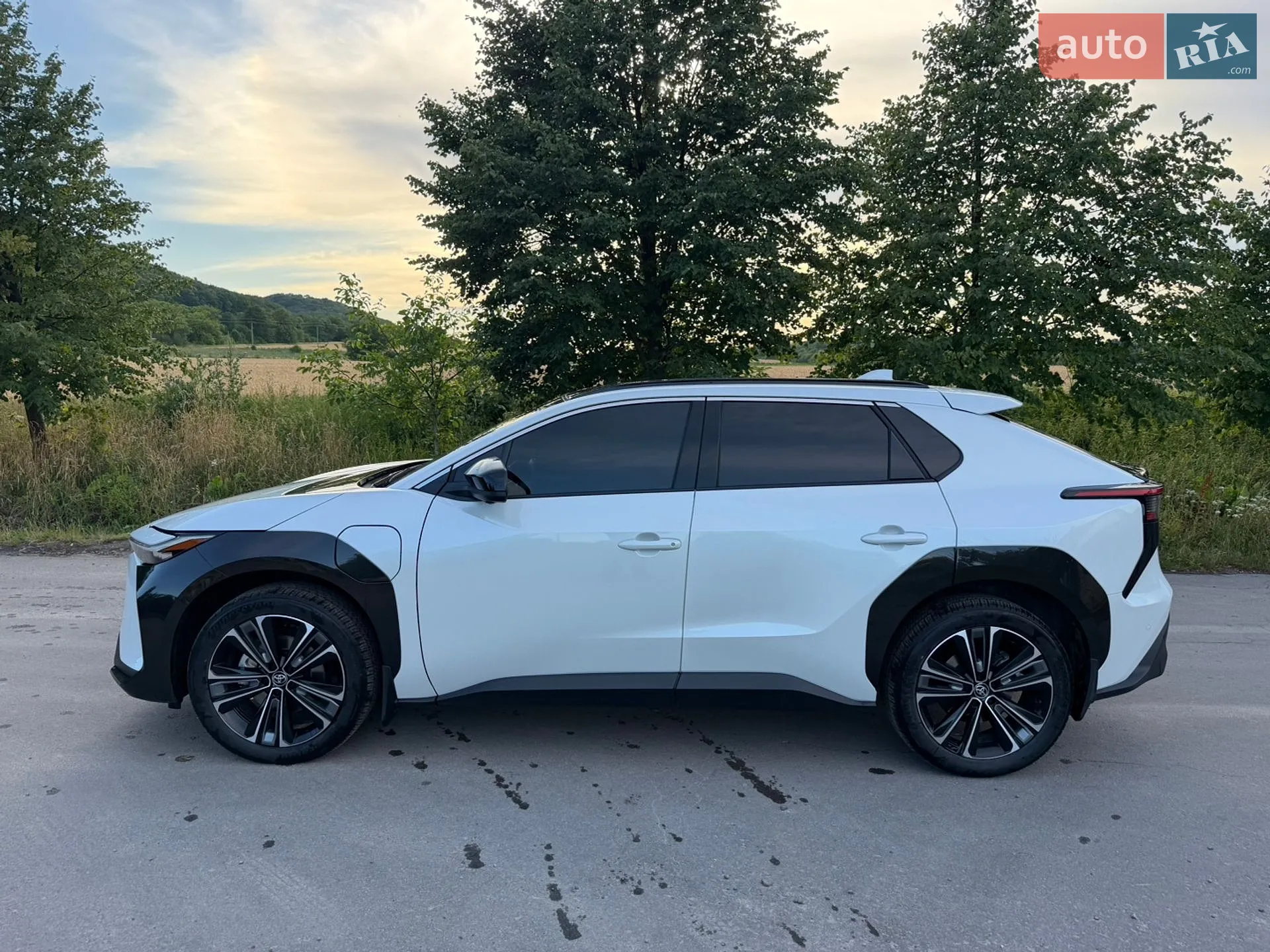 2024 Toyota bZ4X - мініатюра 9