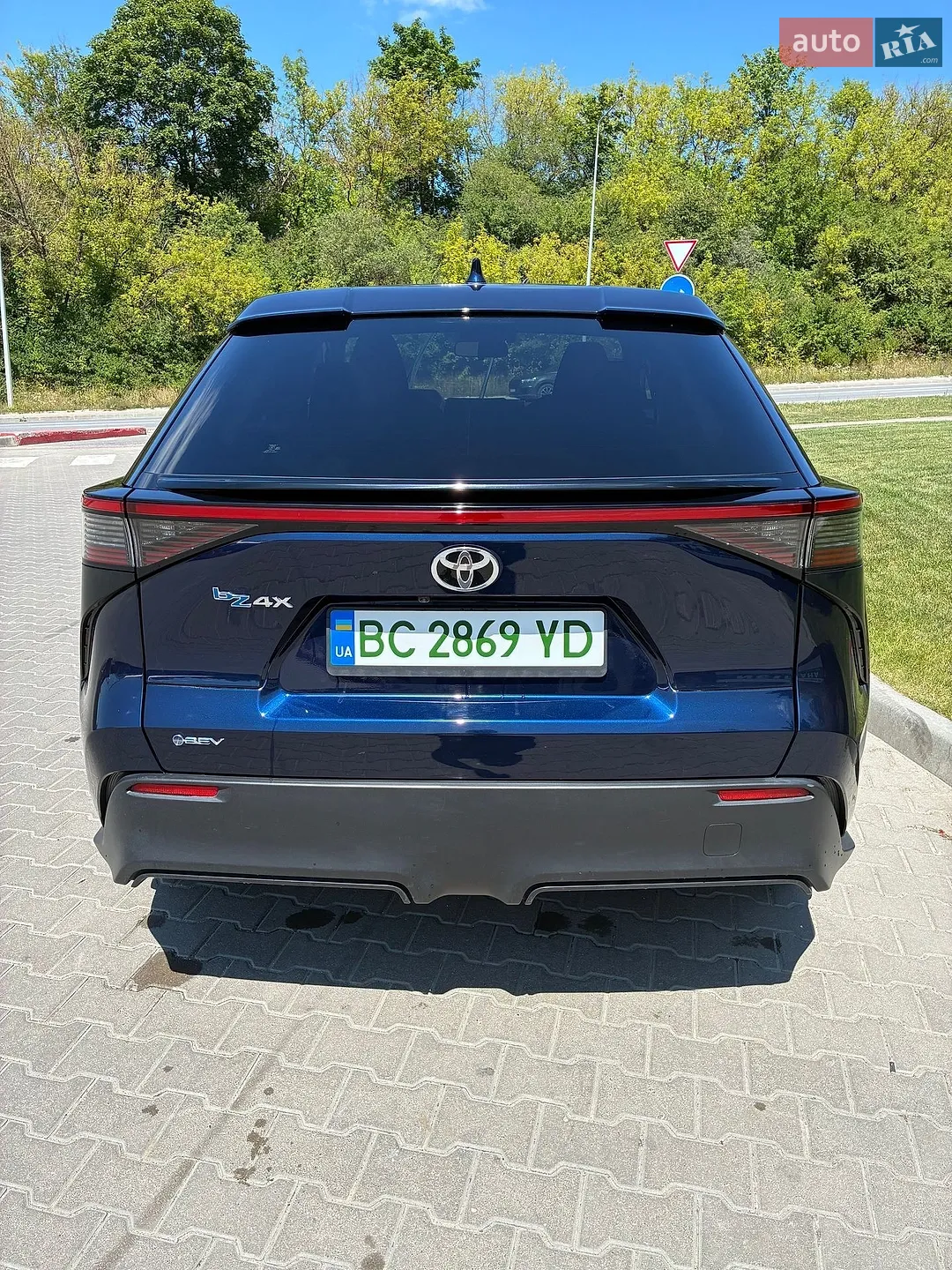 2024 Toyota bZ4X - мініатюра 9