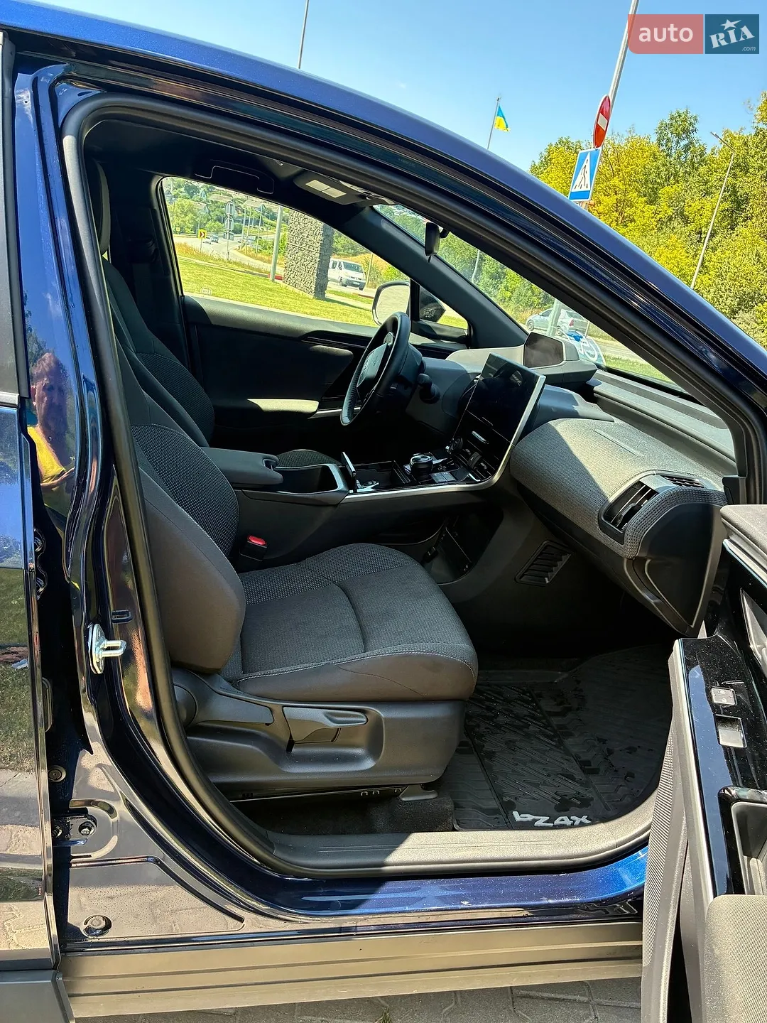 2024 Toyota bZ4X - мініатюра 18
