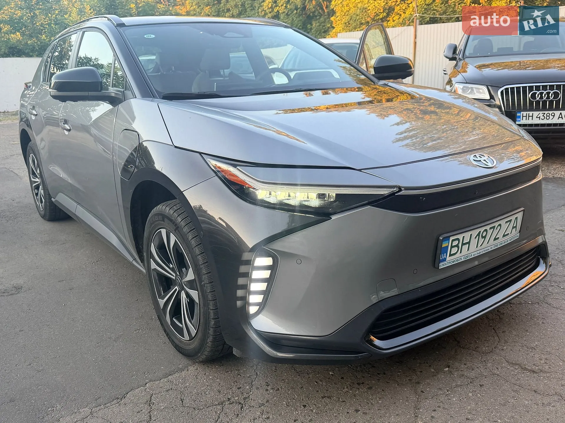 2022 Toyota bZ4X - фото 1
