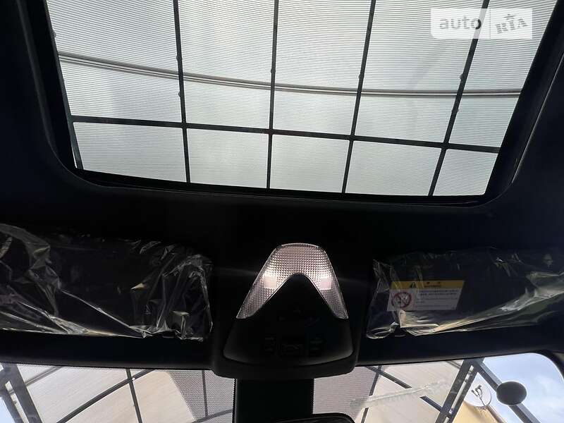 Внедорожник / Кроссовер Toyota C-HR EV 2022 в Новояворовске