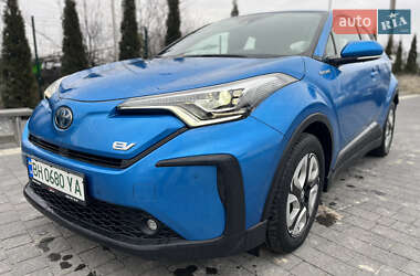 Позашляховик / Кросовер Toyota C-HR EV 2020 в Радивиліві