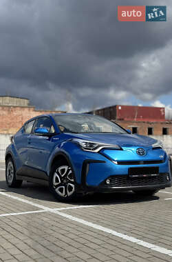 Внедорожник / Кроссовер Toyota C-HR EV 2020 в 