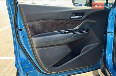 Внедорожник / Кроссовер Toyota C-HR EV 2020 в 