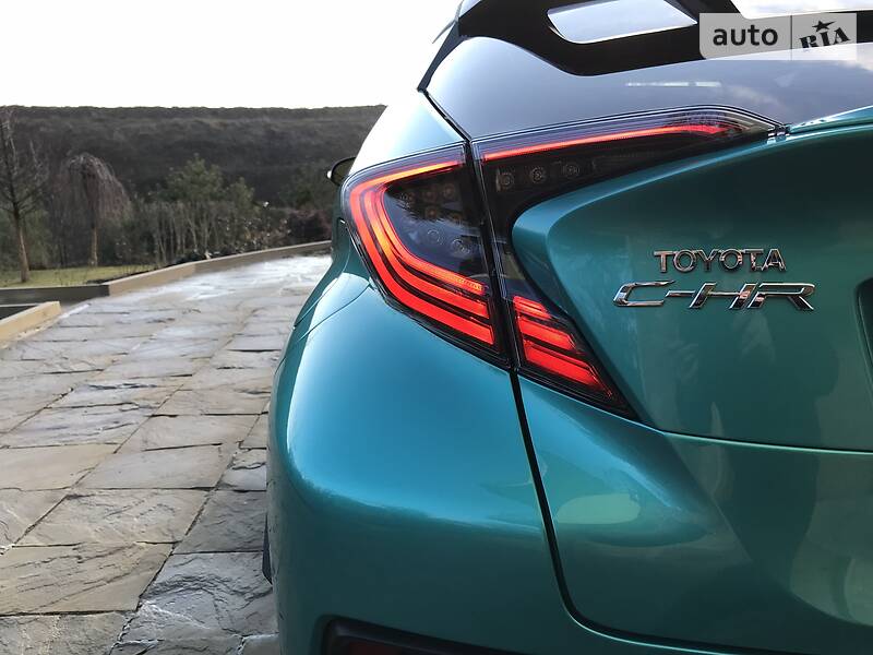 Хетчбек Toyota C-HR 2018 в Тернополі фото 11 Хетчбек Toyota C-HR 2018 в Тернополі