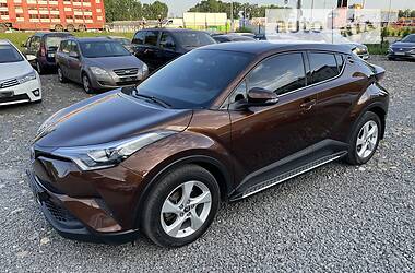 Хэтчбек Toyota C-HR 2018 в Виннице