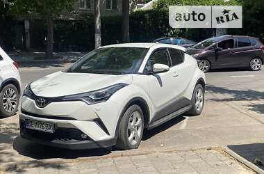 Внедорожник / Кроссовер Toyota C-HR 2017 в Николаеве