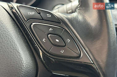 Внедорожник / Кроссовер Toyota C-HR 2016 в Горишних Плавнях