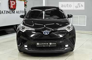 Внедорожник / Кроссовер Toyota C-HR 2018 в Одессе