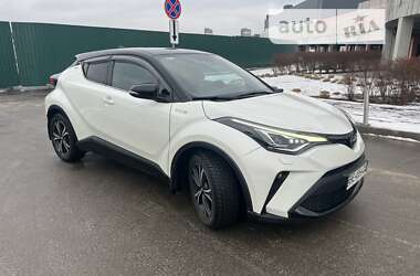 Позашляховик / Кросовер Toyota C-HR 2020 в Києві