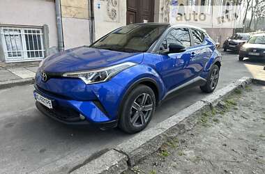Позашляховик / Кросовер Toyota C-HR 2019 в Львові