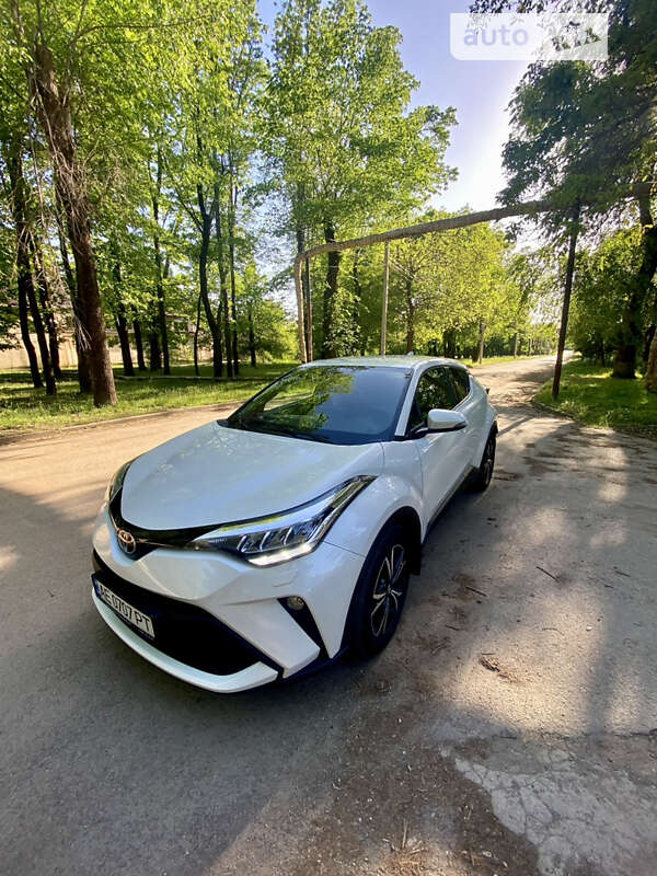 Позашляховик / Кросовер Toyota C-HR 2021 в Кривому Розі