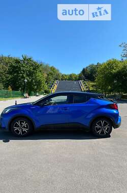 Позашляховик / Кросовер Toyota C-HR 2020 в Харкові