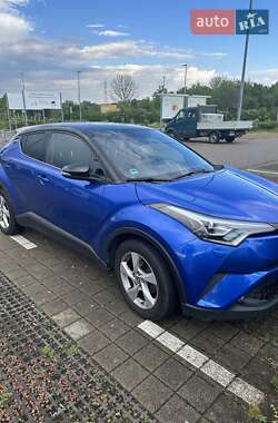 Внедорожник / Кроссовер Toyota C-HR 2017 в Белой Церкви