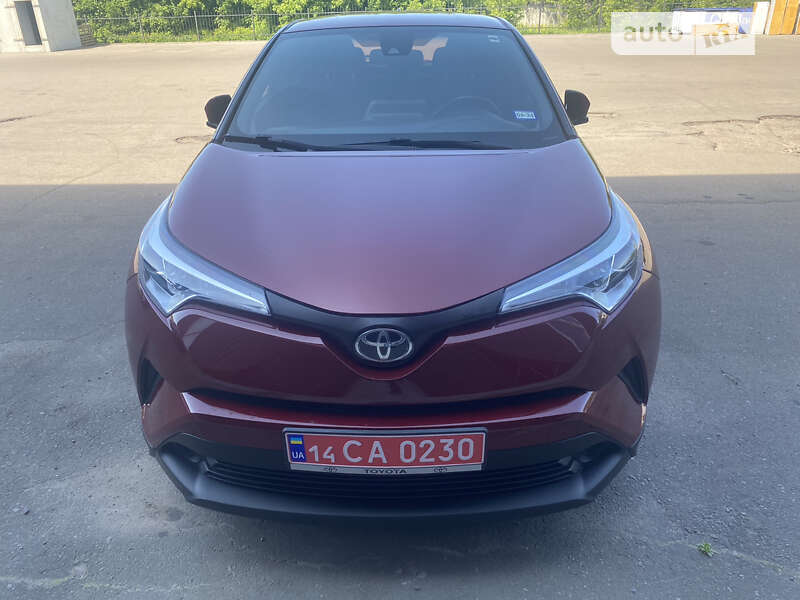 Внедорожник / Кроссовер Toyota C-HR 2019 в Чернигове