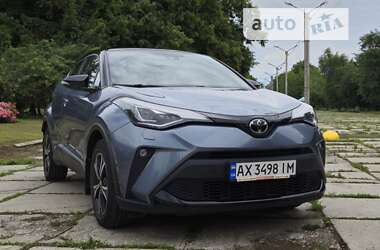 Позашляховик / Кросовер Toyota C-HR 2019 в Харкові