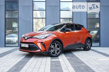 Позашляховик / Кросовер Toyota C-HR 2019 в Львові