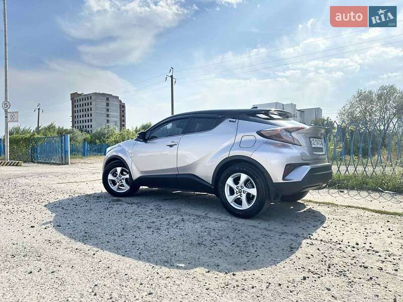 Внедорожник / Кроссовер Toyota C-HR 2016 в Черновцах фото 4 Внедорожник / Кроссовер Toyota C-HR 2016 в Черновцах