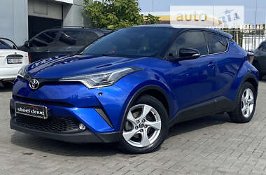 Внедорожник / Кроссовер Toyota C-HR 2017 в Николаеве