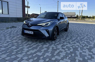 Позашляховик / Кросовер Toyota C-HR 2019 в Києві