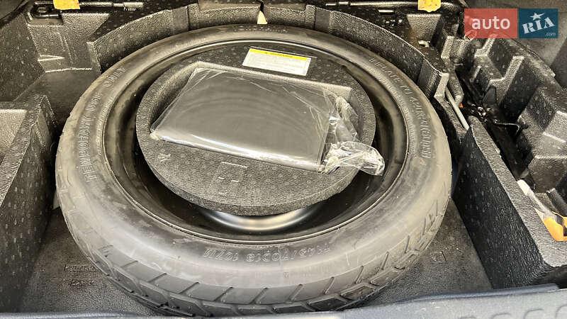 Позашляховик / Кросовер Toyota C-HR 2016 в Миколаєві