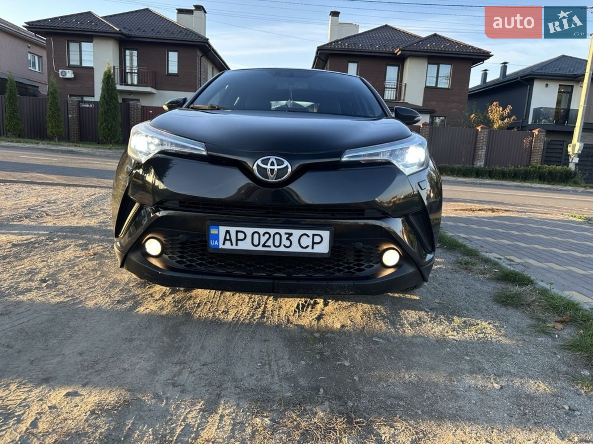 2017 Toyota C-HR - мініатюра 9