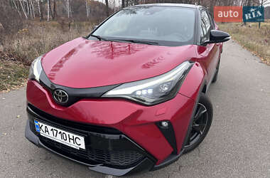 Внедорожник / Кроссовер Toyota C-HR 2022 в Киеве