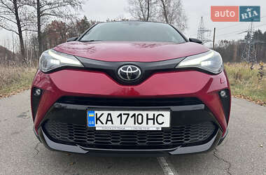 Внедорожник / Кроссовер Toyota C-HR 2022 в Киеве