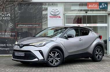 Внедорожник / Кроссовер Toyota C-HR 2019 в Ужгороде