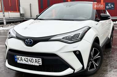 Внедорожник / Кроссовер Toyota C-HR 2019 в Киеве