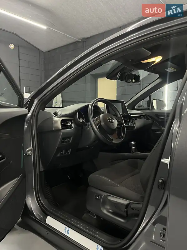 Toyota C-HR 2019 VIN NMTKZ3BX30R342922 фото оголошення 11 з 46