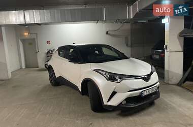 Позашляховик / Кросовер Toyota C-HR 2018 в Києві