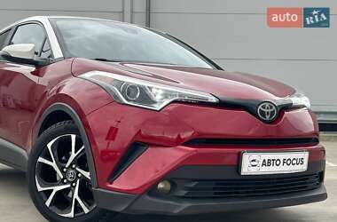 Позашляховик / Кросовер Toyota C-HR 2017 в Києві