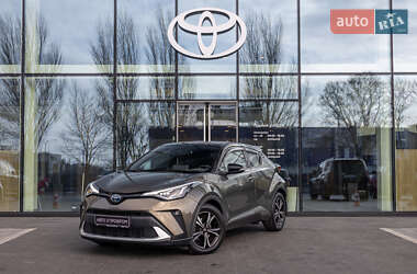 Внедорожник / Кроссовер Toyota C-HR 2022 в Днепре