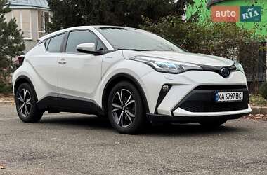 Позашляховик / Кросовер Toyota C-HR 2020 в Києві