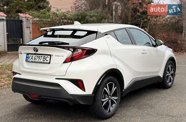 Позашляховик / Кросовер Toyota C-HR 2020 в Києві