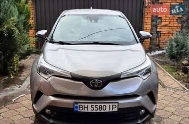 Позашляховик / Кросовер Toyota C-HR 2017 в Запоріжжі