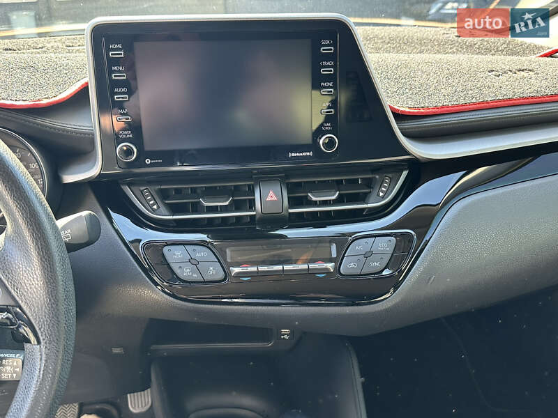 Позашляховик / Кросовер Toyota C-HR 2020 в Виноградові фото 13 Позашляховик / Кросовер Toyota C-HR 2020 в Виноградові