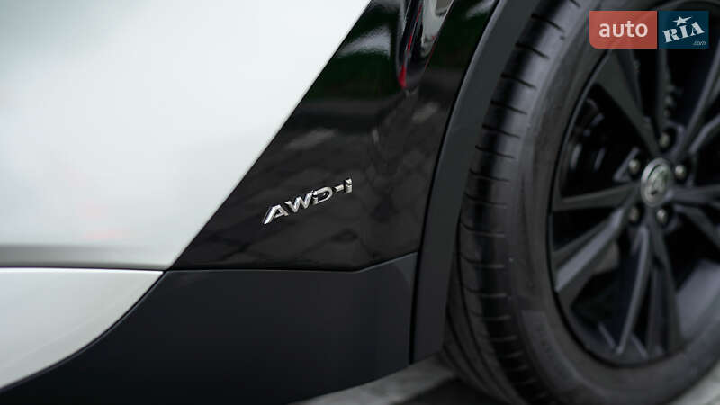 Внедорожник / Кроссовер Toyota C-HR 2023 в Львове