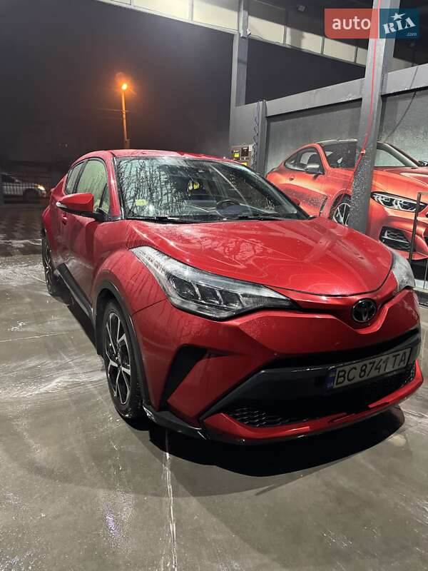 Позашляховик / Кросовер Toyota C-HR 2020 в Львові