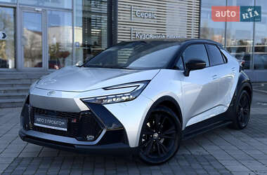 Внедорожник / Кроссовер Toyota C-HR 2023 в 